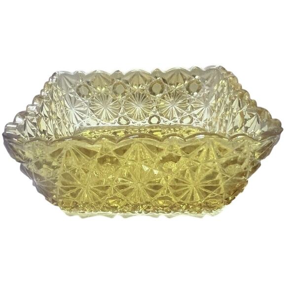 L.E. Smith Other - L.E. Smith Amber Daisy & Button Square Glass Bowl 4" Candy Nut Dish Vintage